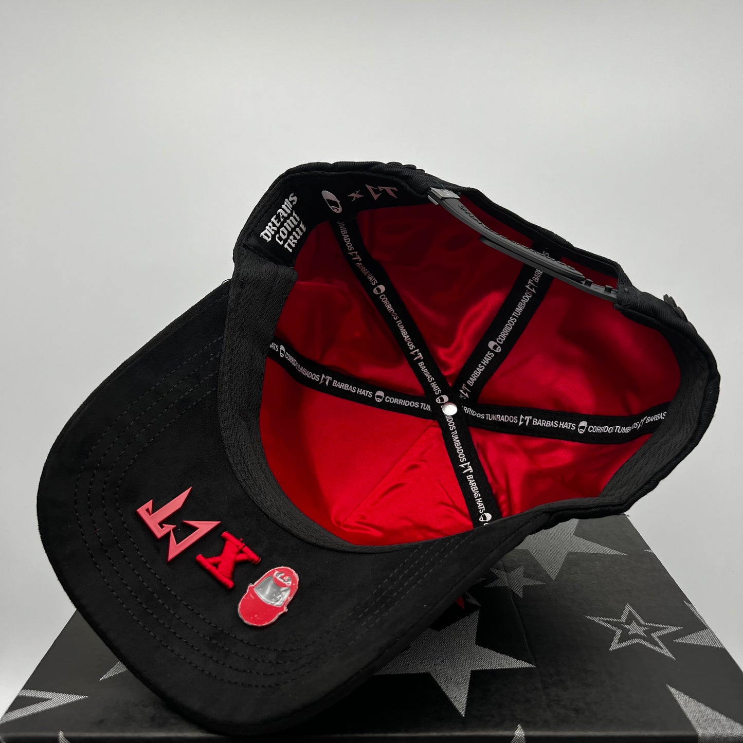 Koridosu Tunbadosu / Barbas Hats